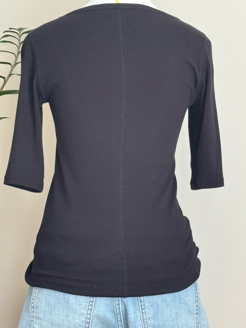 Everlane Classic Black Scoop Neck Women’s Topsize Medium - Picture 4 of 4